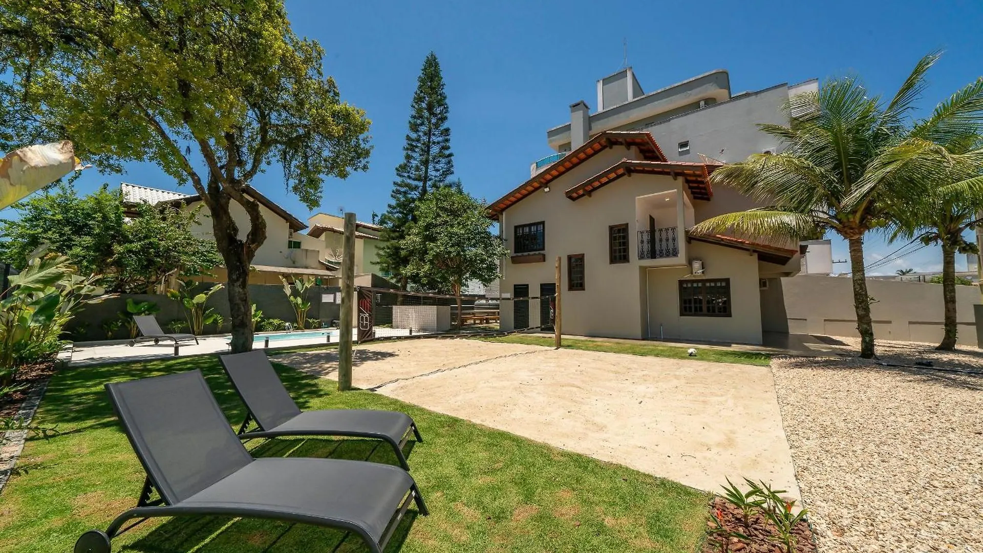 ボンバス Casa Alto Padrao Com Piscina P/15 Pessoasヴィラ