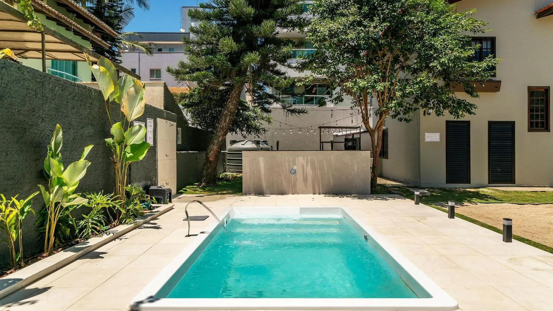 ボンバス Casa Alto Padrao Com Piscina P/15 Pessoasヴィラ