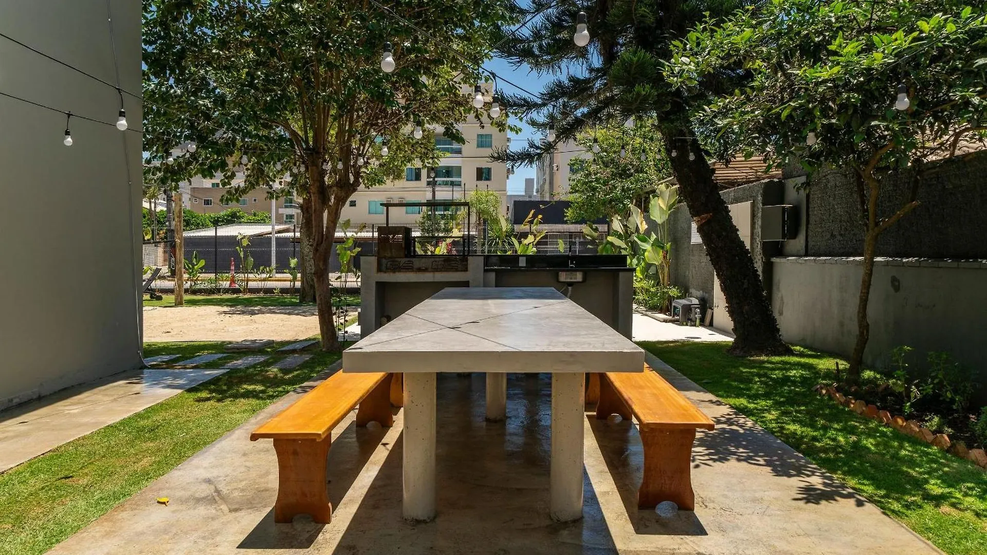 別荘 ボンバス Casa Alto Padrao Com Piscina P/15 Pessoasヴィラ